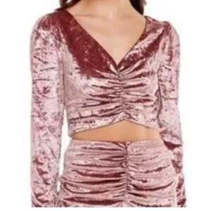WAYF small ruched crushed velvet puff sleeve crop top TLS2 3038